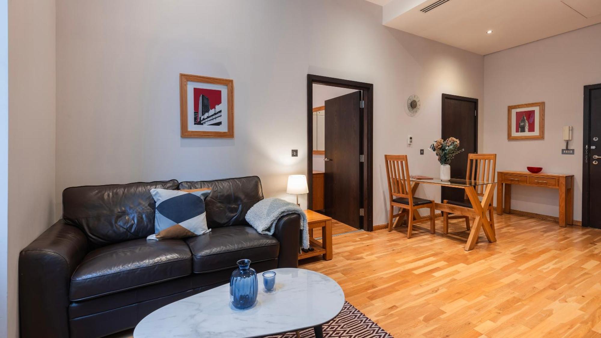 Cannon Street Serviced Apartments By Lovelystay Londýn Exteriér fotografie