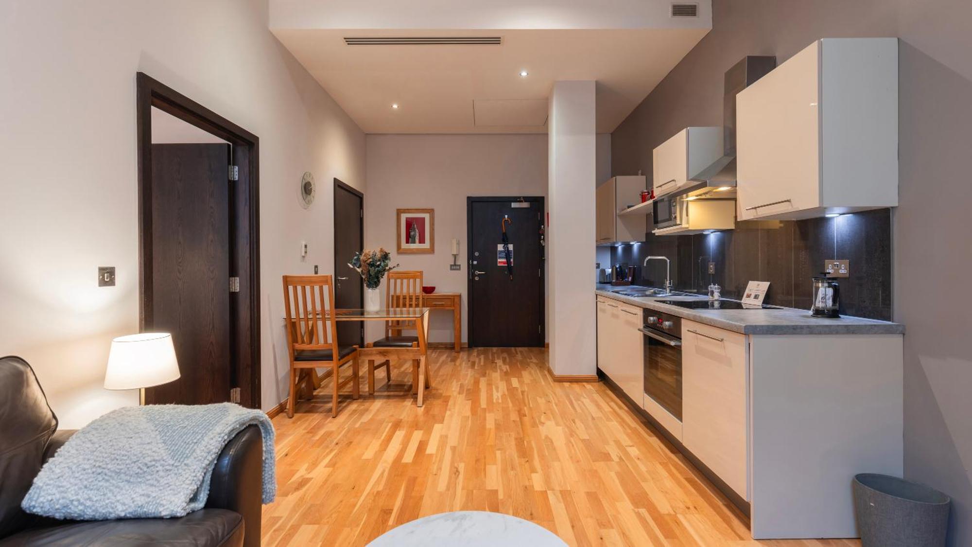 Cannon Street Serviced Apartments By Lovelystay Londýn Exteriér fotografie