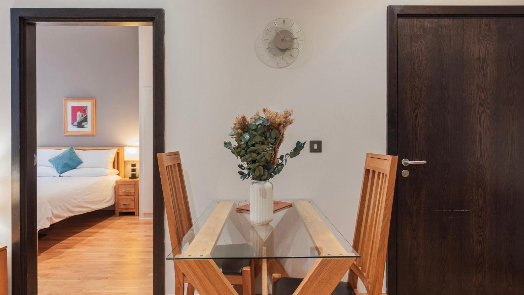 Cannon Street Serviced Apartments By Lovelystay Londýn Exteriér fotografie