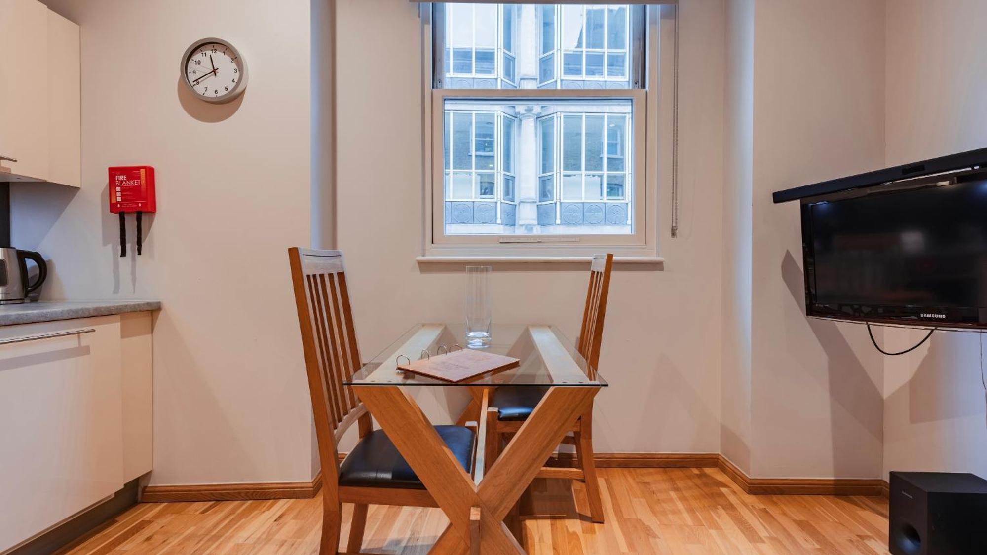 Cannon Street Serviced Apartments By Lovelystay Londýn Exteriér fotografie