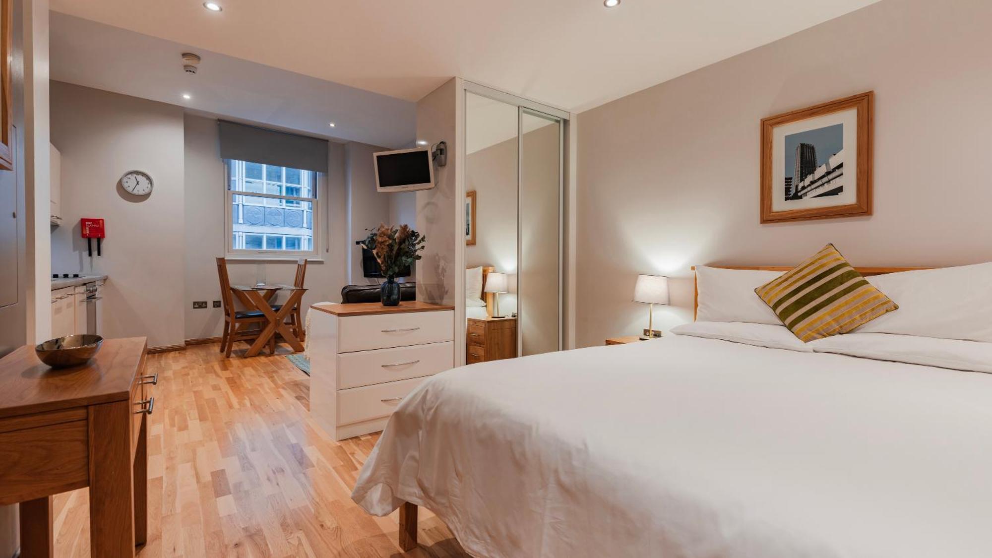 Cannon Street Serviced Apartments By Lovelystay Londýn Exteriér fotografie